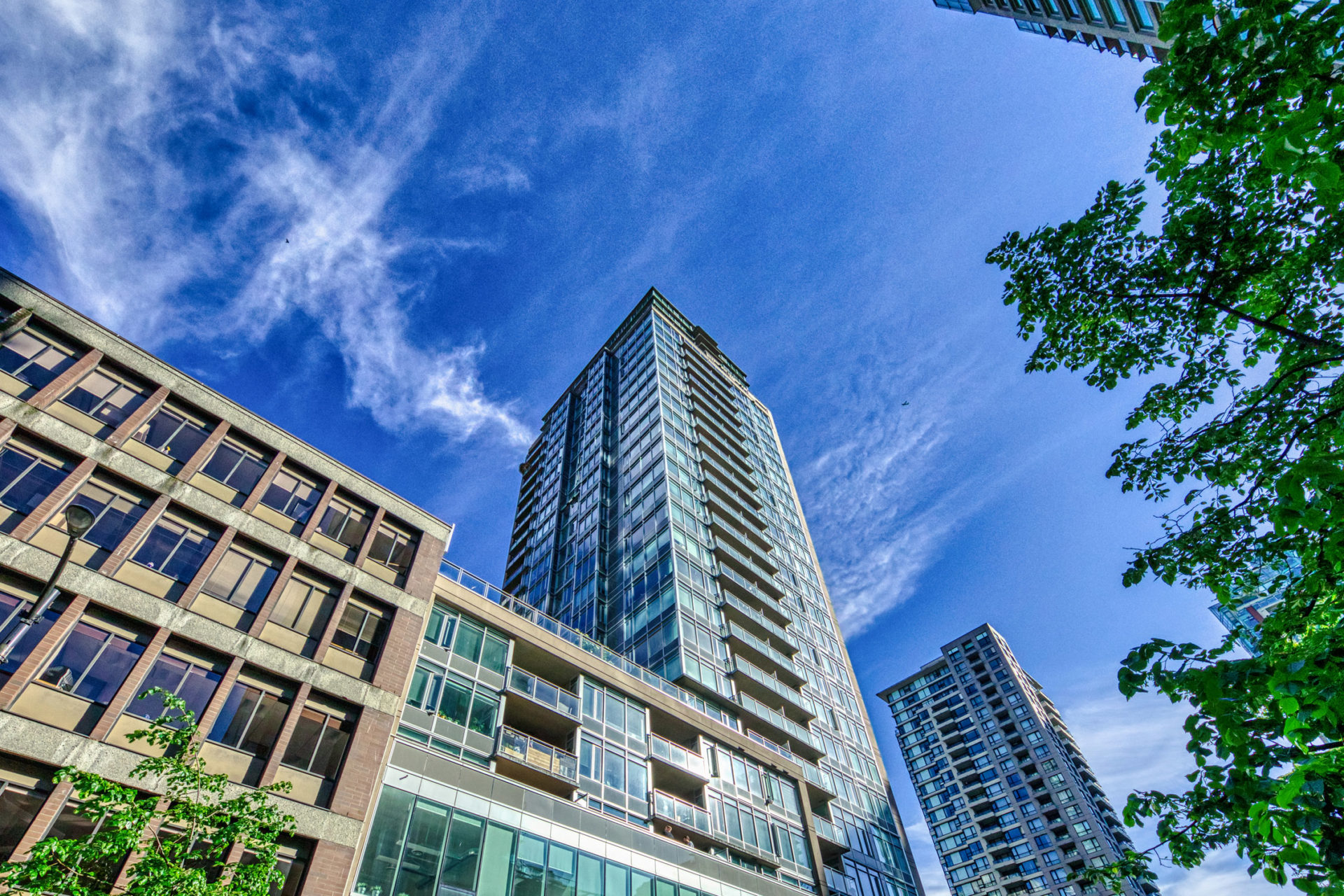 906 - 888 Homer Street