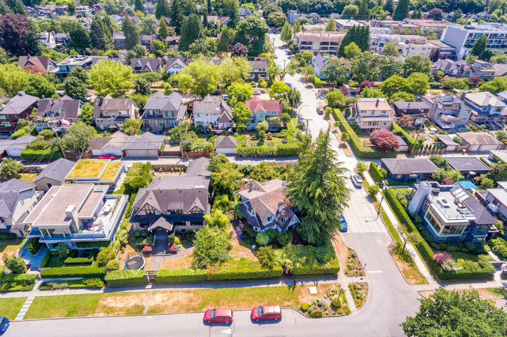 4296 W 8TH AVE, Vancouver