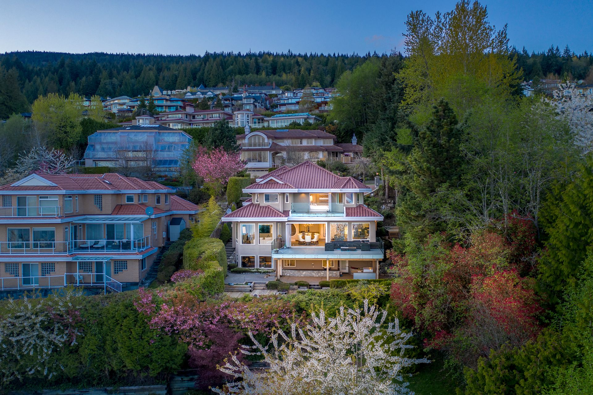 1560 Chippendale Crt, West Vancouver