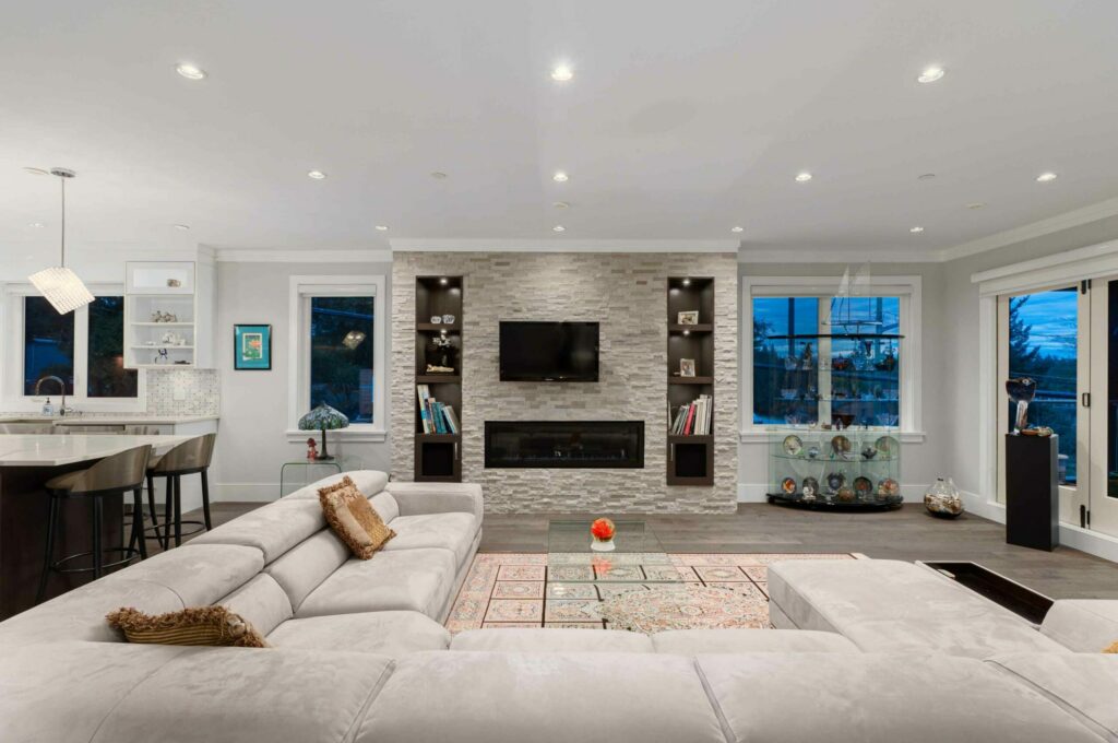 CONTEMPORARY WHITE ROCK FAMILY HOME – 15999 Columbia Avenue, White Rock