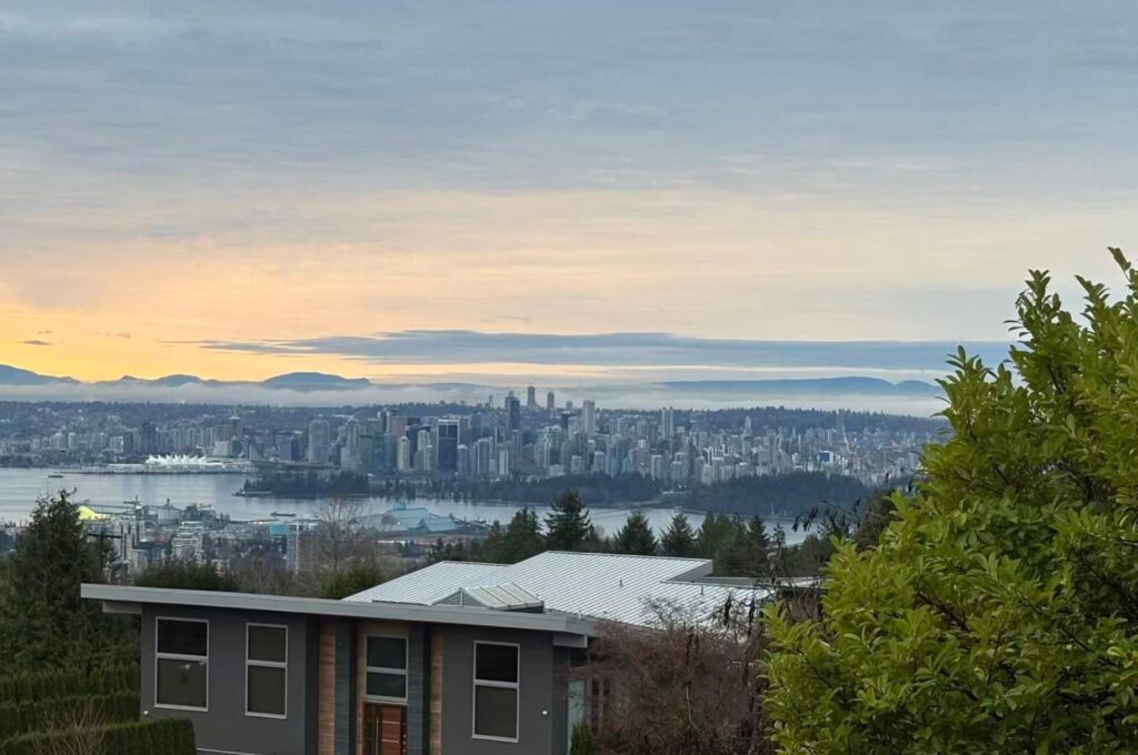 WEST VANCOUVER LIVING WITH PANORAMIC OCEAN AND MOUNTAINS VIEWS – 657 Andover Place