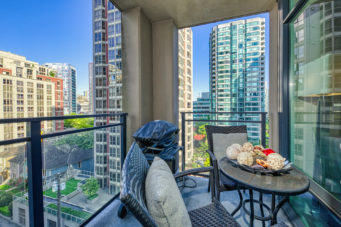 906 - 888 Homer Street