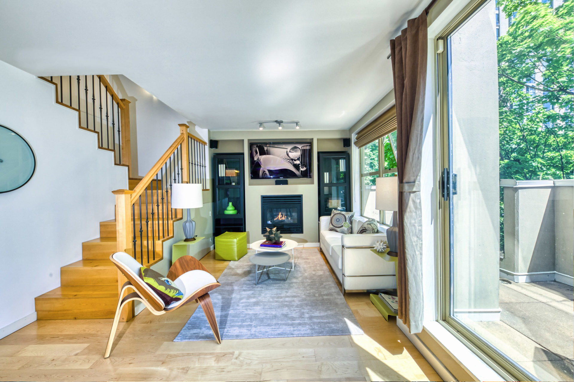 TH8 – 989 Richards Street