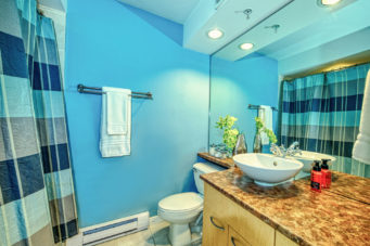 TH8 - 989 Richards Street