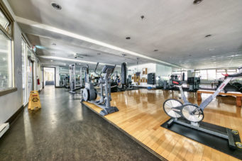 TH8 - 989 Richards Street