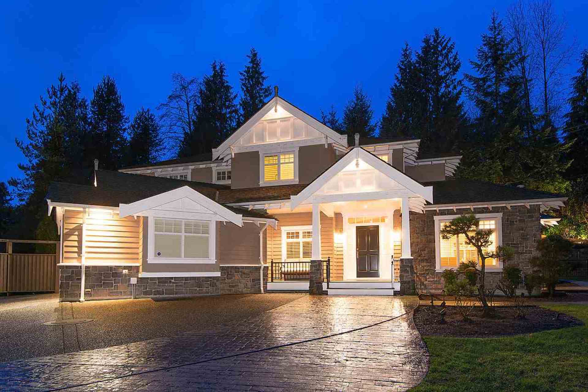 435 Southborough Drive