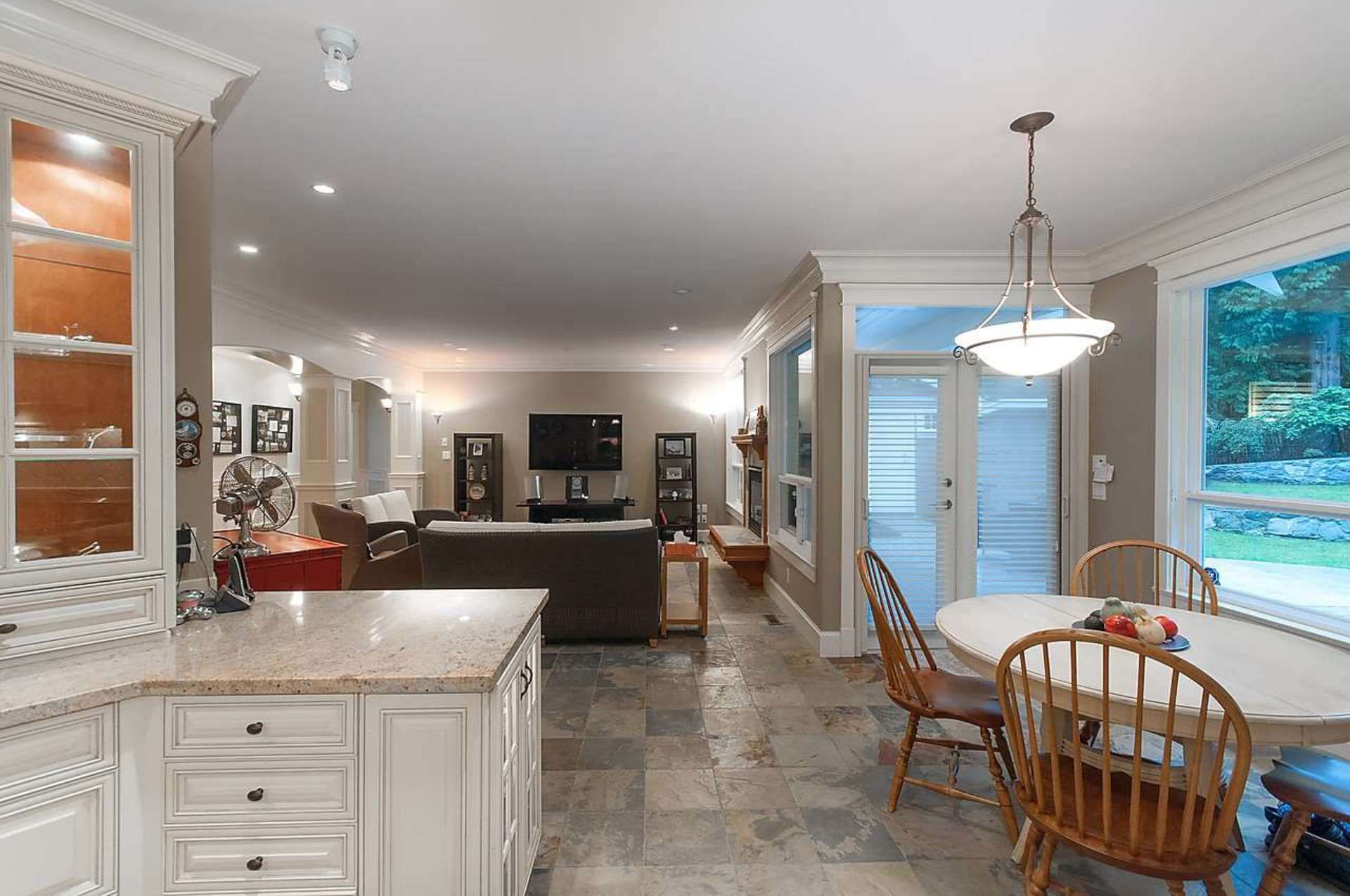 435 Southborough Drive