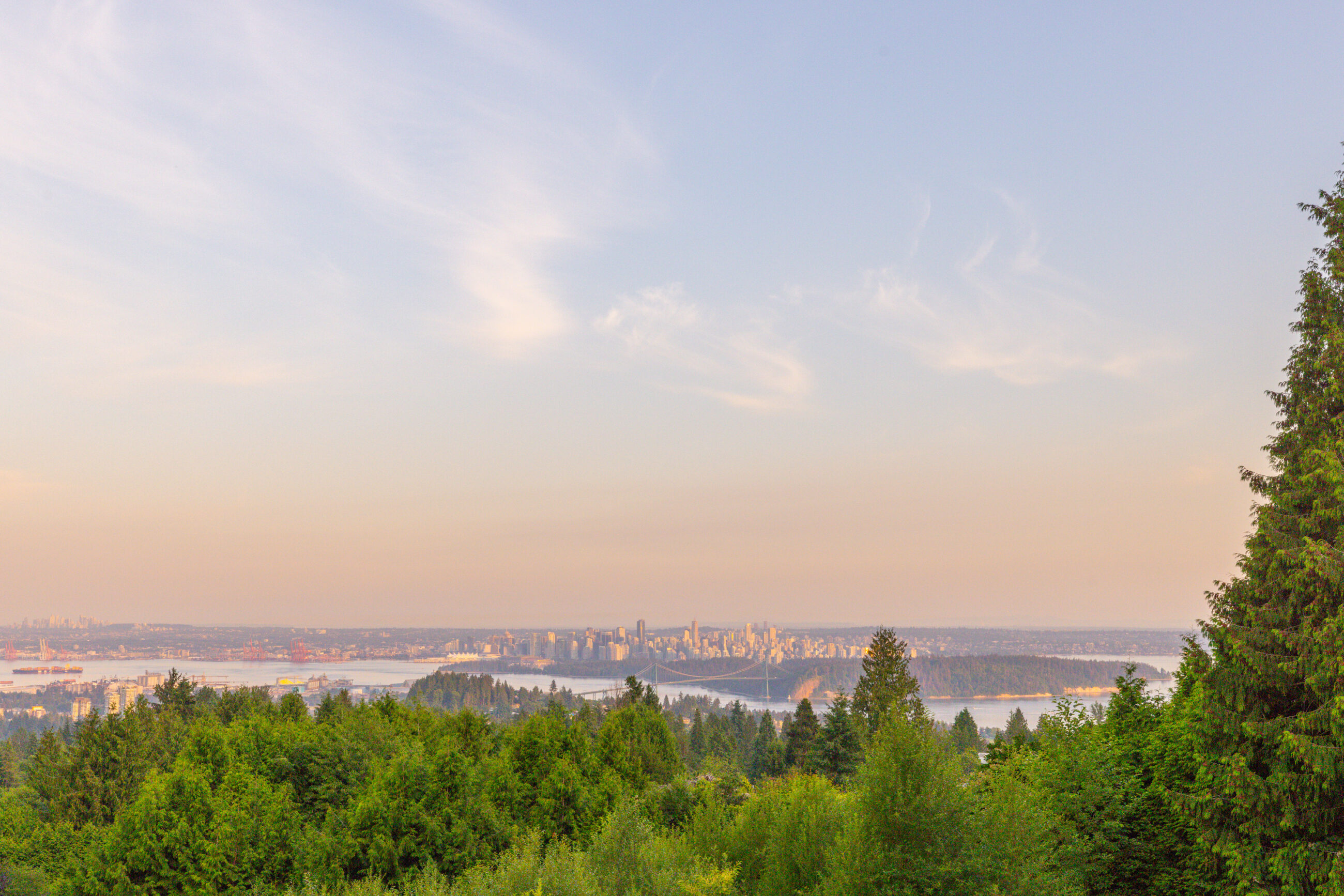 GRAND EUROPEAN CLASSIC LUXURY PROPERTY IN THE BEST BLOCK OF BRITISH PROPERTIES - 1367 Chartwell Dr, West Vancouver