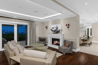 GRAND EUROPEAN CLASSIC LUXURY PROPERTY IN THE BEST BLOCK OF BRITISH PROPERTIES - 1367 Chartwell Dr, West Vancouver