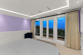 GRAND EUROPEAN CLASSIC LUXURY PROPERTY IN THE BEST BLOCK OF BRITISH PROPERTIES - 1367 Chartwell Dr, West Vancouver