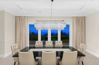 GRAND EUROPEAN CLASSIC LUXURY PROPERTY IN THE BEST BLOCK OF BRITISH PROPERTIES - 1367 Chartwell Dr, West Vancouver