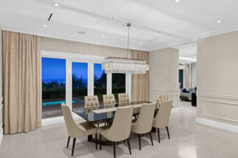 GRAND EUROPEAN CLASSIC LUXURY PROPERTY IN THE BEST BLOCK OF BRITISH PROPERTIES - 1367 Chartwell Dr, West Vancouver