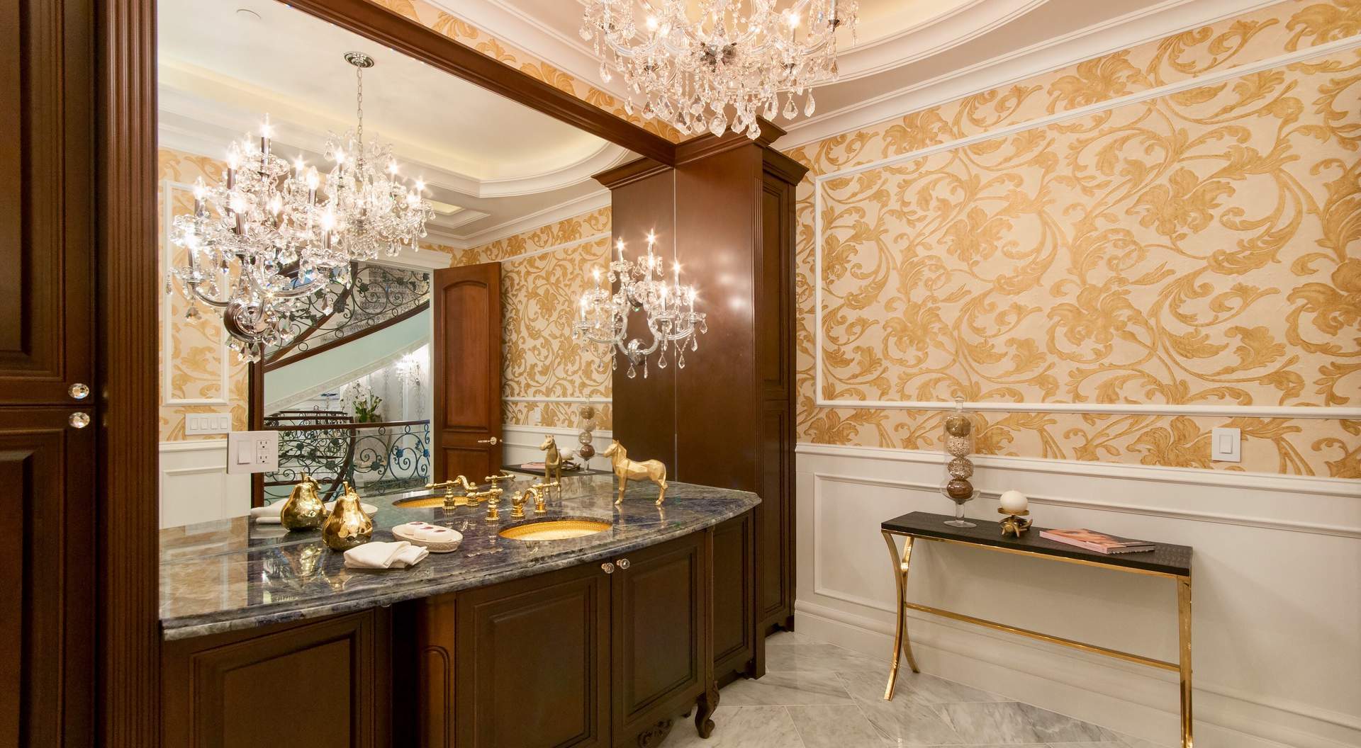 670 Southborough Drive