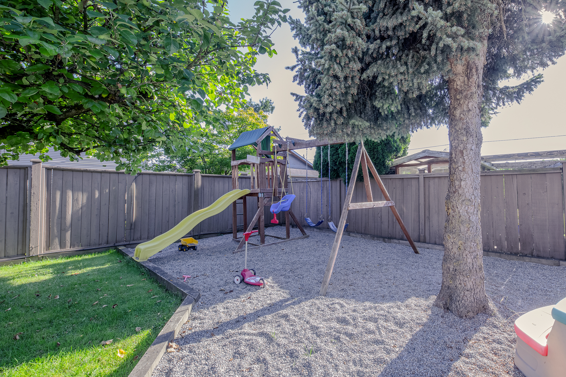20416 90 Crescent, Langley