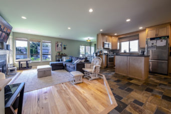 20416 90 Crescent, Langley