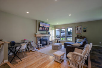 20416 90 Crescent, Langley