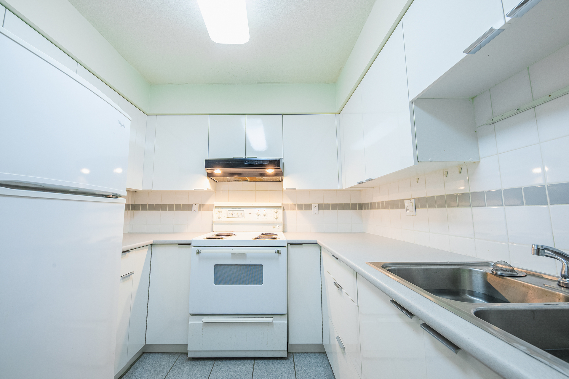 205 - 9603 Manchester Drive, Burnaby