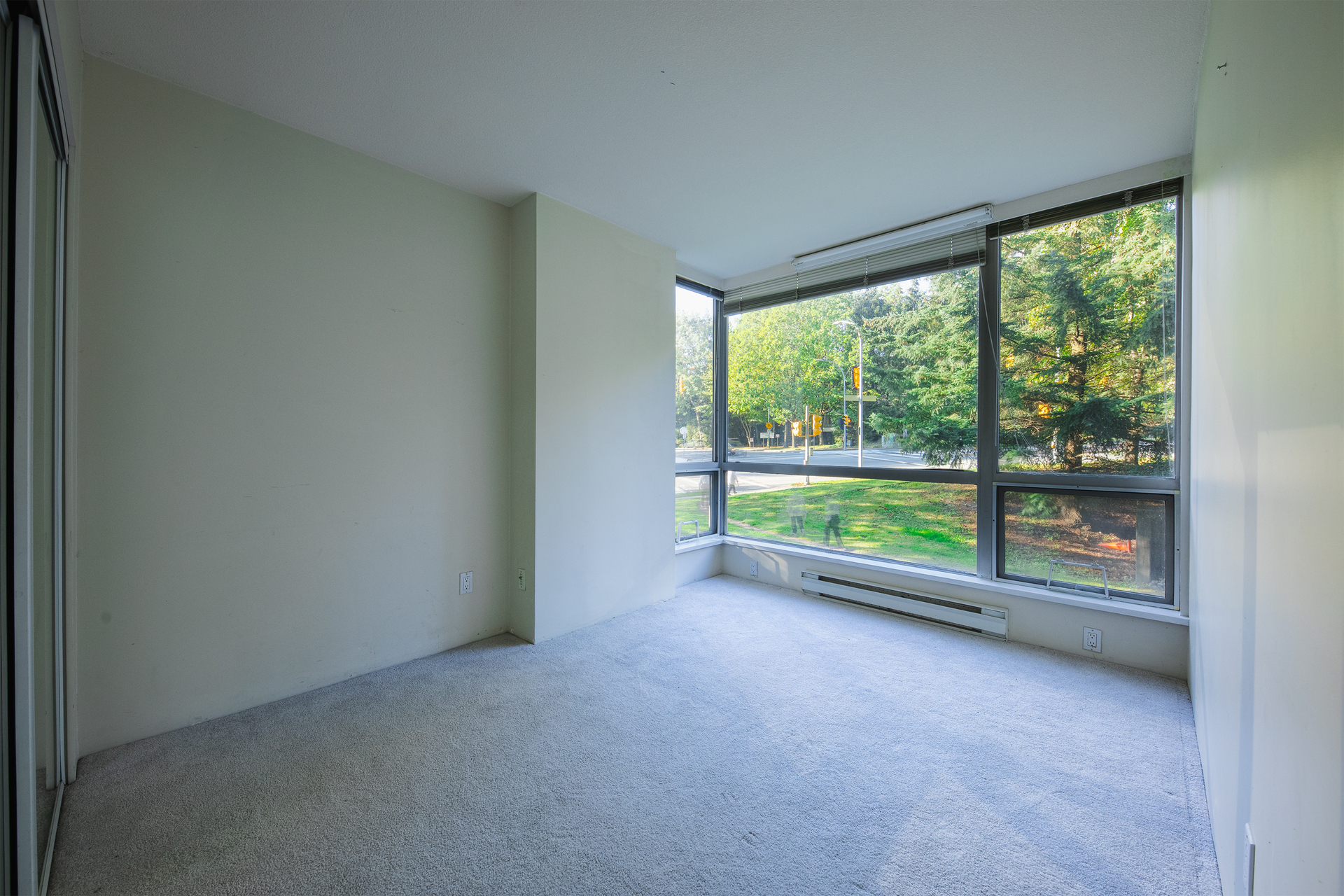 205 - 9603 Manchester Drive, Burnaby