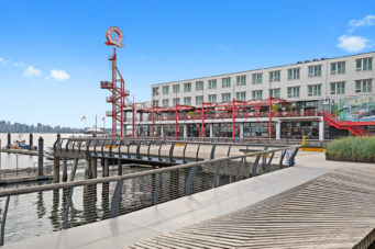 TH17 - 188 E Esplanade Street, North Vancouver