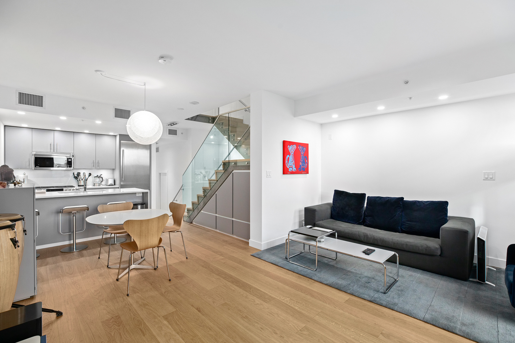 TH17 - 188 E Esplanade Street, North Vancouver