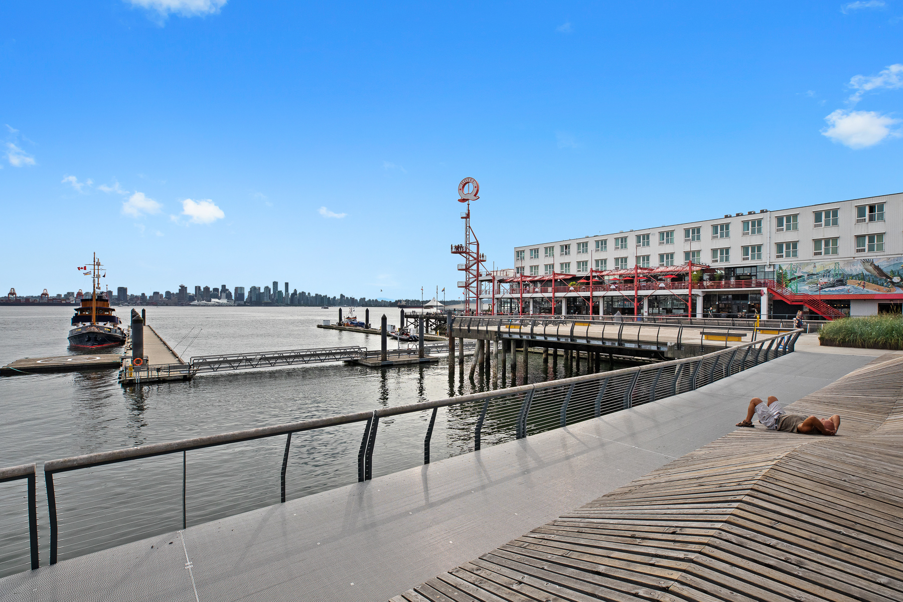 TH17 - 188 E Esplanade Street, North Vancouver