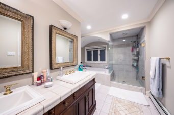 630 Southborough Drive, West Vancouver