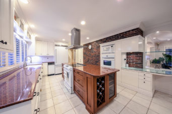 630 Southborough Drive, West Vancouver