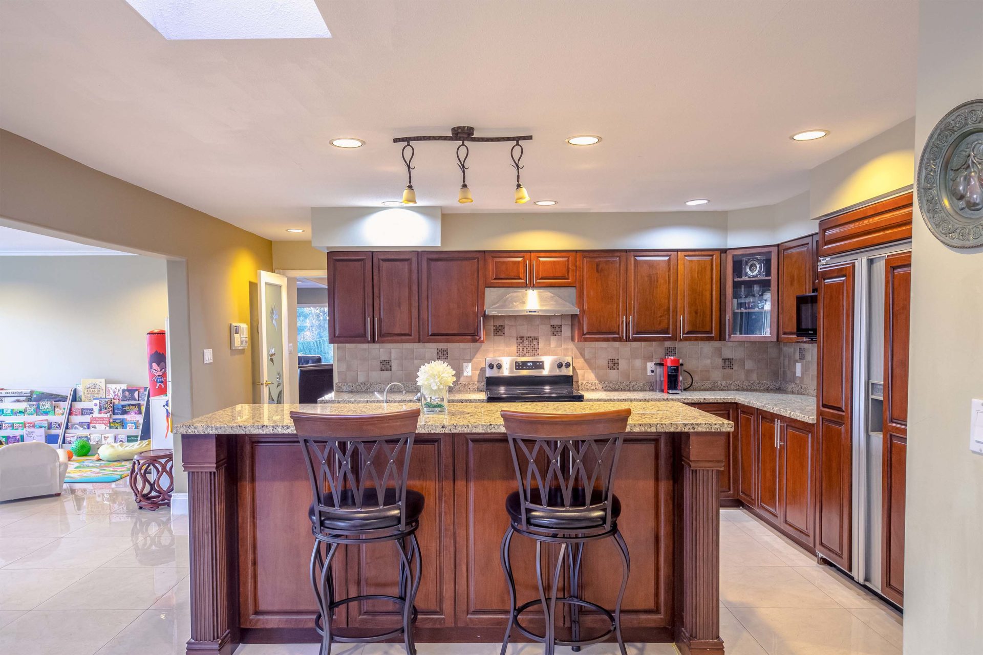 1576 Tyrol Place, West Vancouver