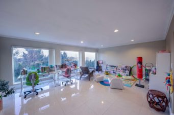 1576 Tyrol Place, West Vancouver