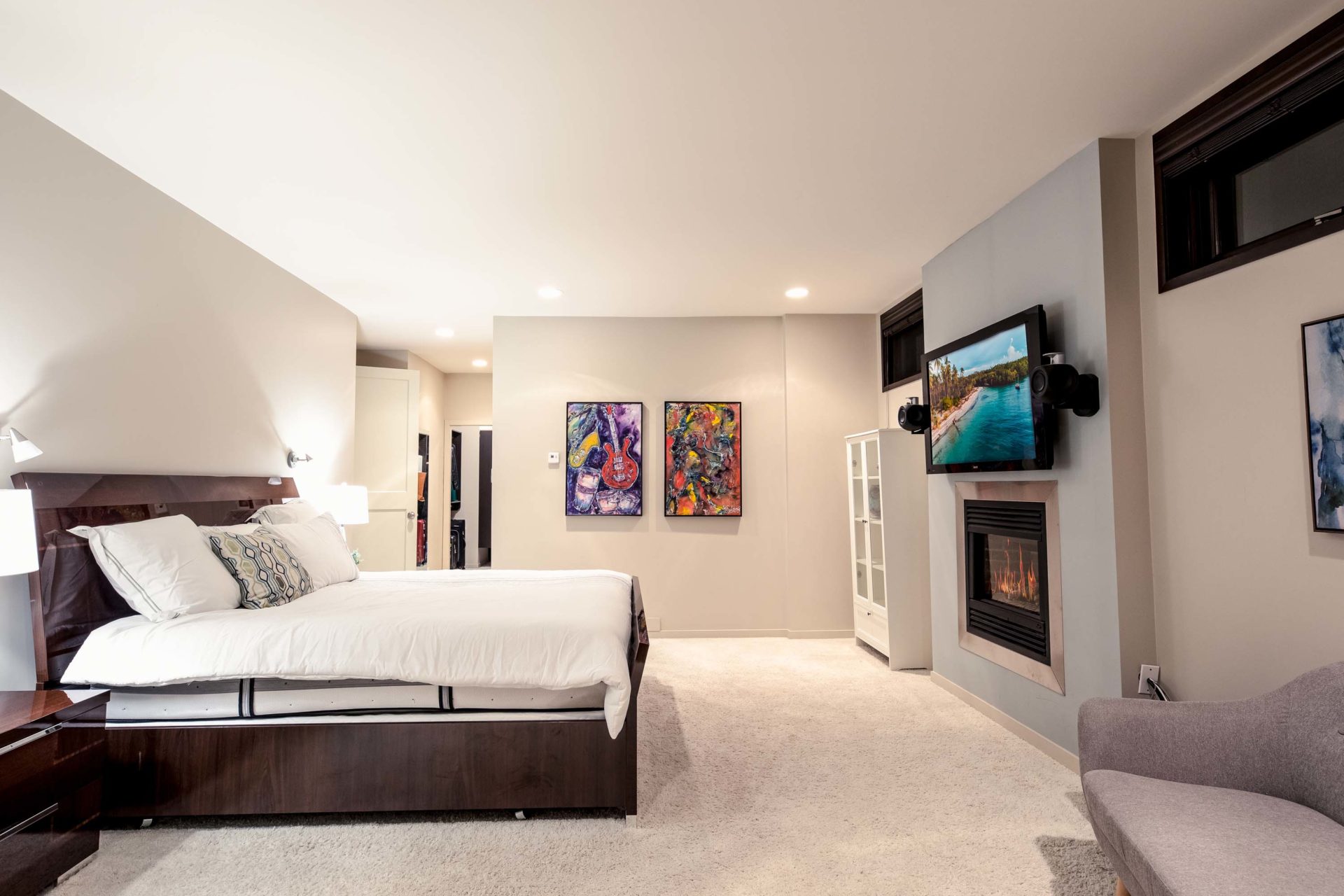 3297 Mathers Avenue, West Vancouver