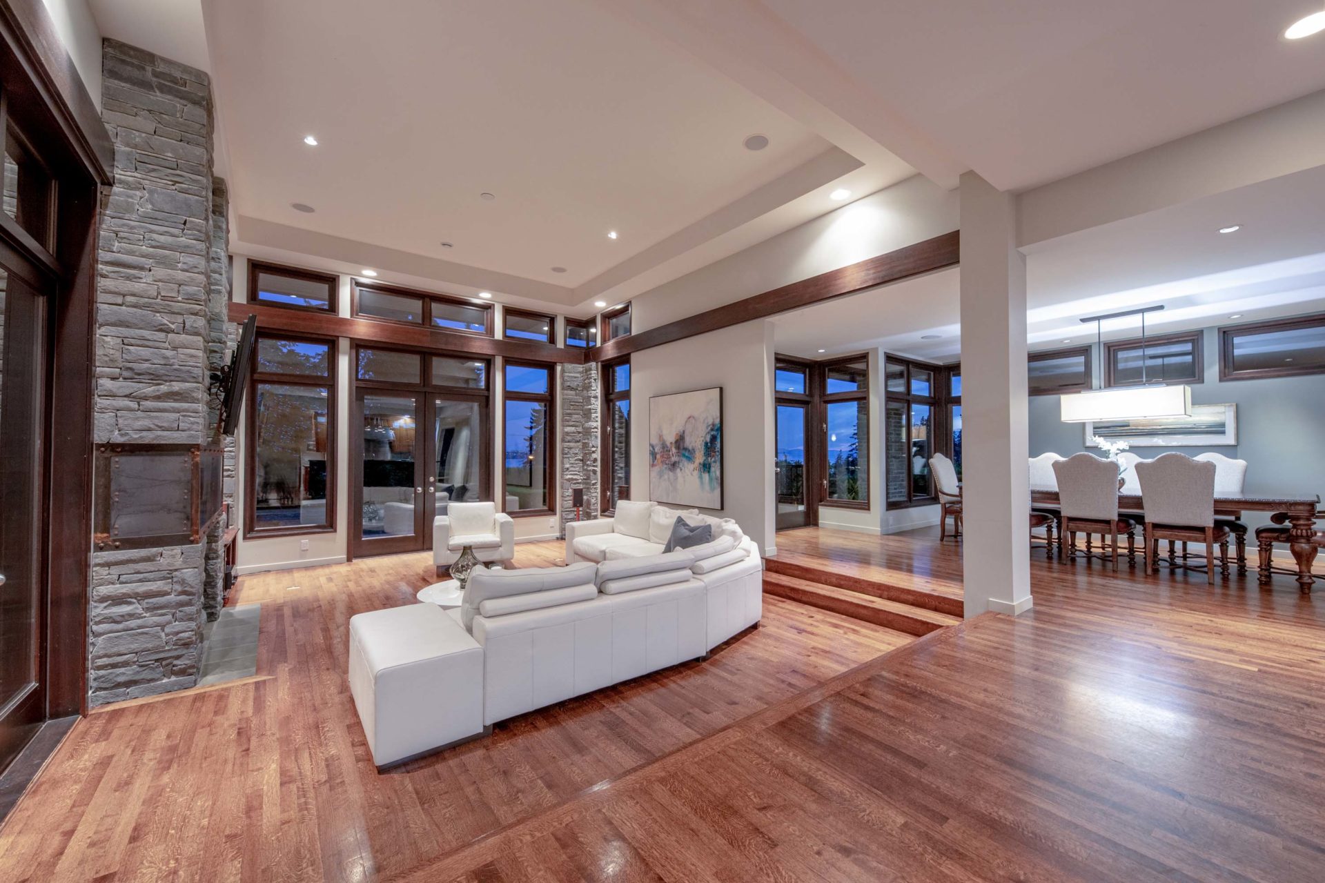 3297 Mathers Avenue, West Vancouver