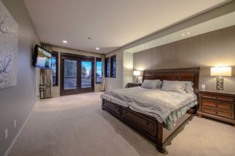 3297 Mathers Avenue, West Vancouver