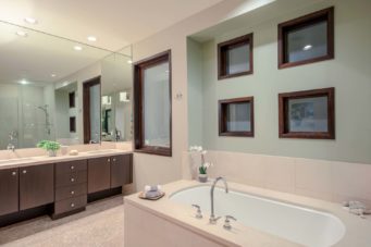 3297 Mathers Avenue, West Vancouver