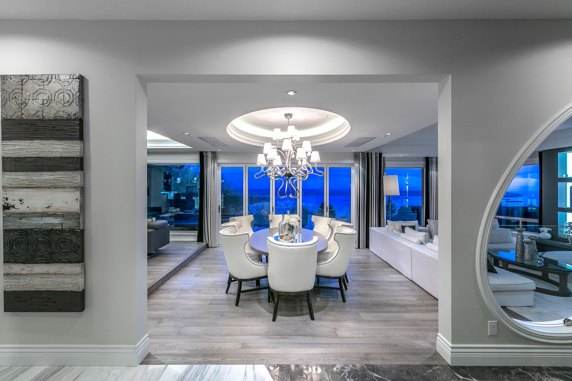 1560 Chippendale Crt, West Vancouver