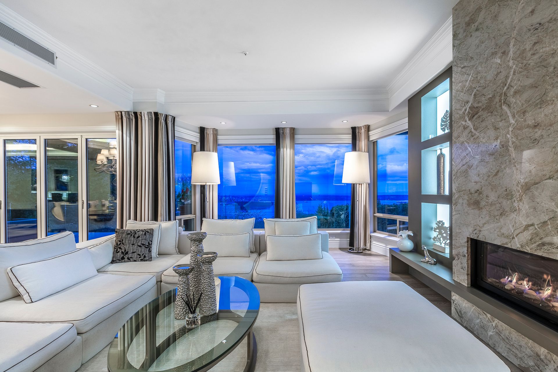 1560 Chippendale Crt, West Vancouver