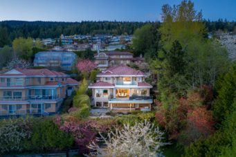 1560 Chippendale Crt, West Vancouver