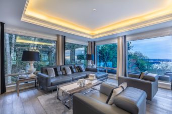 1560 Chippendale Crt, West Vancouver