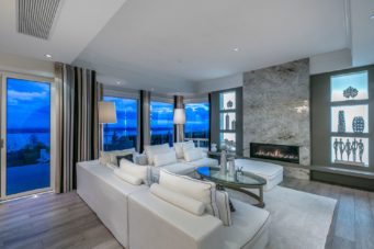 1560 Chippendale Crt, West Vancouver