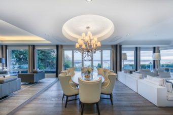 1560 Chippendale Crt, West Vancouver