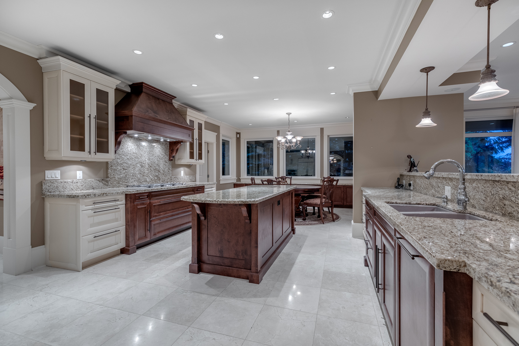 Exclusive Listing- 775 Esquimalt Avenue, West Vancouver, British Columbia