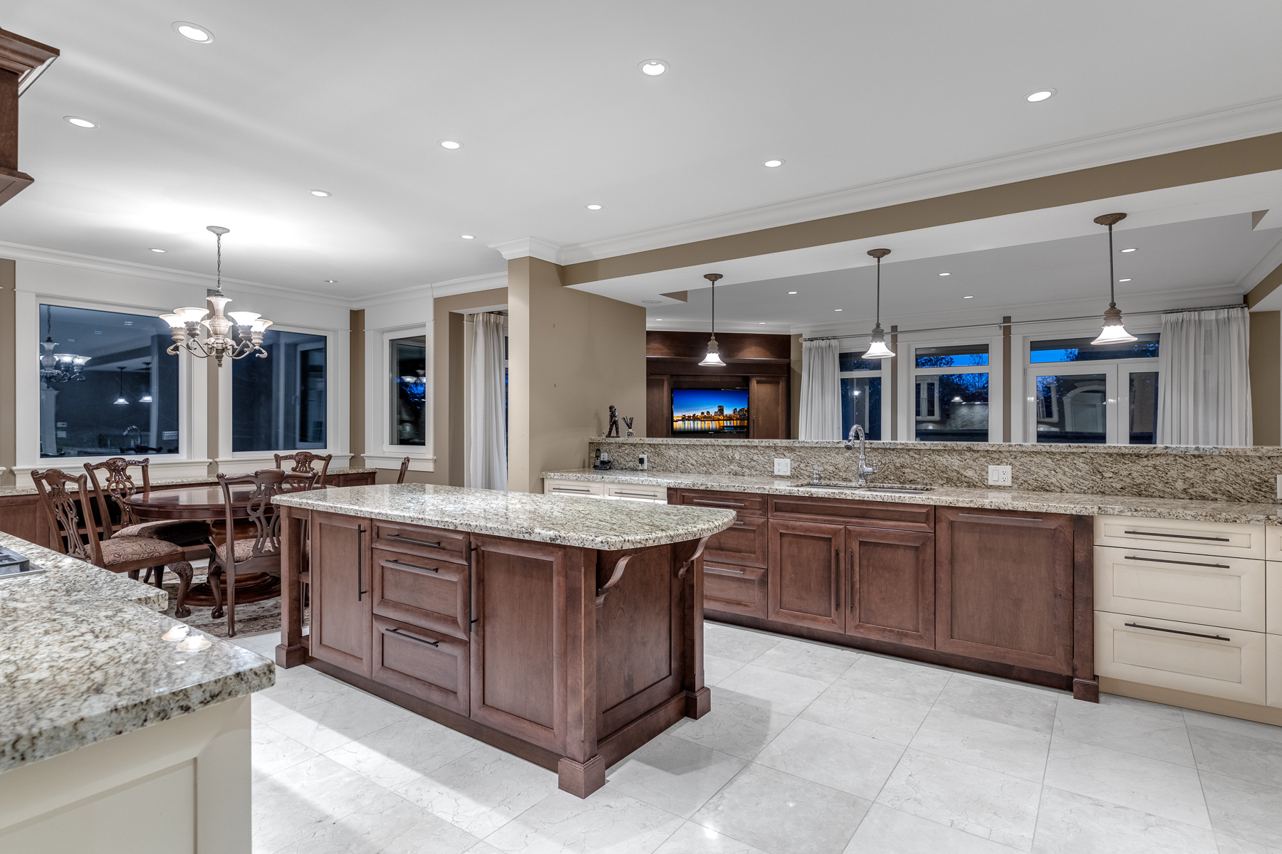 Exclusive Listing- 775 Esquimalt Avenue, West Vancouver, British Columbia