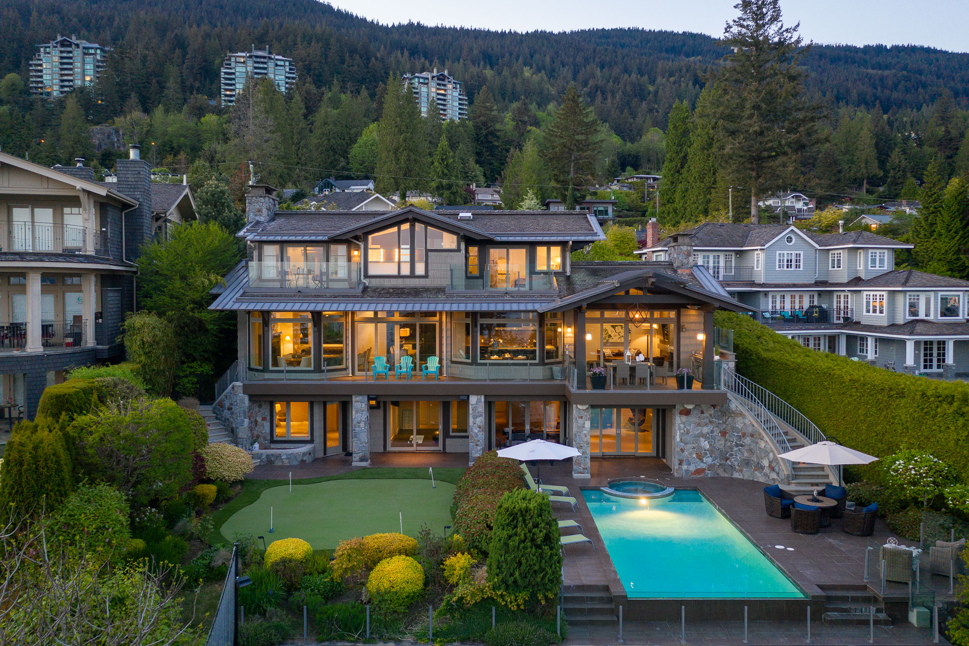 3280 Thompson Crescent, West Vancouver