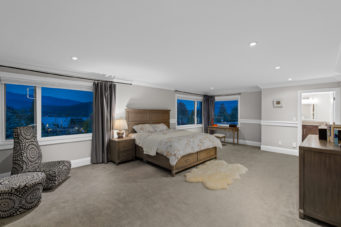 434 Felton Place, Dollarton, North Vancouver