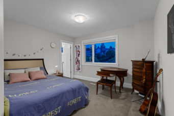 434 Felton Place, Dollarton, North Vancouver