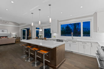 434 Felton Place, Dollarton, North Vancouver