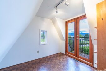 4296 W 8TH AVE, Vancouver