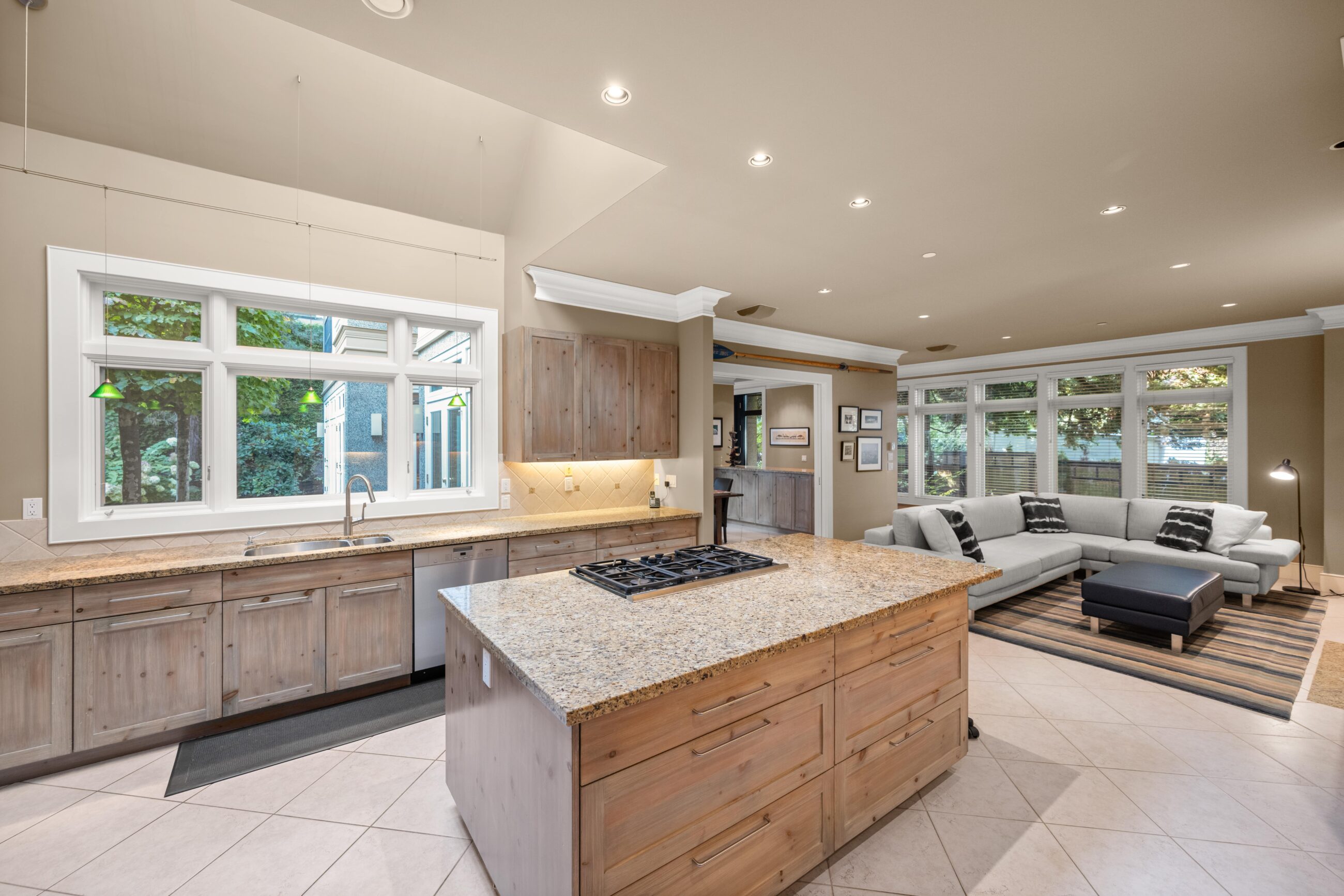 EXCEPTIONALLY CUSTOM BUILT SHAUGHNESSY RESIDENCE - 1080 Douglas Crescent, Vancouver