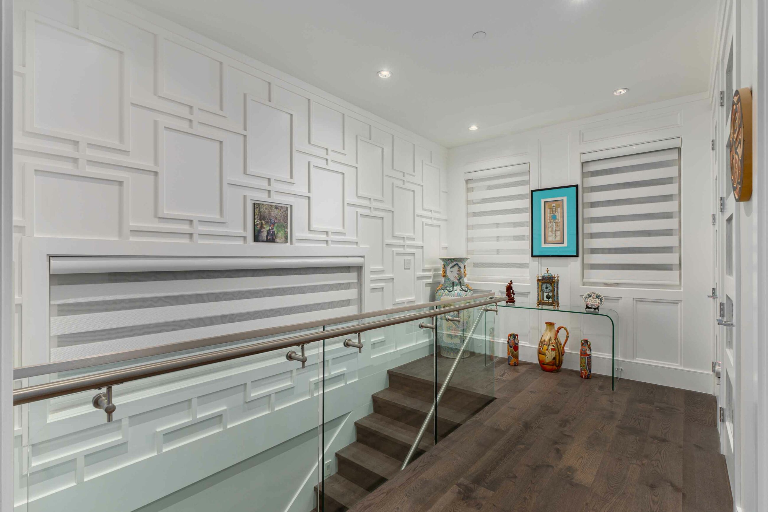 CONTEMPORARY WHITE ROCK FAMILY HOME - 15999 Columbia Avenue, White Rock