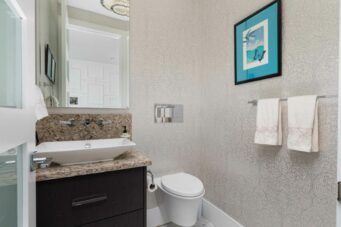 CONTEMPORARY WHITE ROCK FAMILY HOME - 15999 Columbia Avenue, White Rock