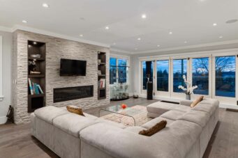 CONTEMPORARY WHITE ROCK FAMILY HOME - 15999 Columbia Avenue, White Rock